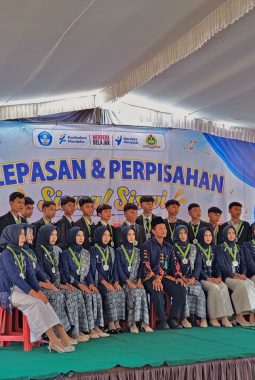 Lepas 90 Siswa, Perpisahan SMP PGRI 4 Labuhan Ratu Berlangsung Khidmat dan Diwarnai Isak Tangis Haru