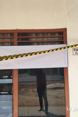 Satpol PP Kembali Gruduk Studio Radio PT Alunan Way Jepara, Temukan Banner Segel Dilipat, Peringatkan Pengelola